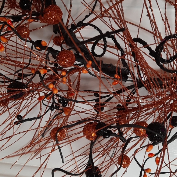 Wreath Glitter Spider Web Halloween Door Wall Decor Spiders Whimsical Fun NWT - Picture 4 of 6